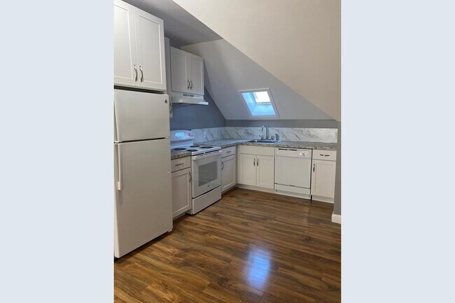Building Photo - 42 Intervale St