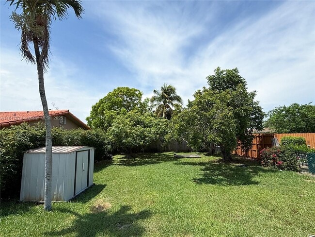 Building Photo - 2975 SW 25th Ter