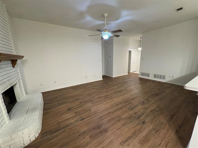 Building Photo - 2131 Ridgecliff Dr