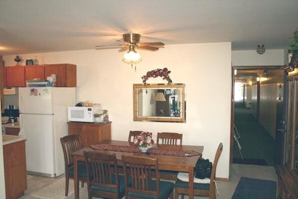 Interior Photo - Lyn Villa Apartments
