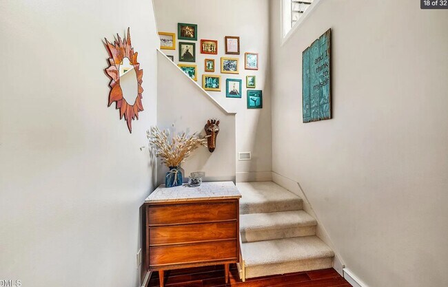 Foto del edificio - Beautiful & Spacious 3 Bedroom 3 Baths