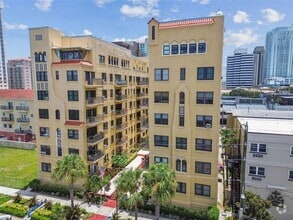 Building Photo - 130 4th Ave N