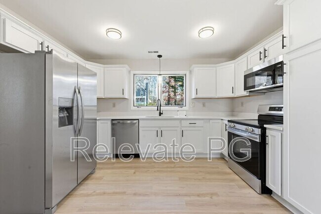 Building Photo - 12916 Copperas Ln