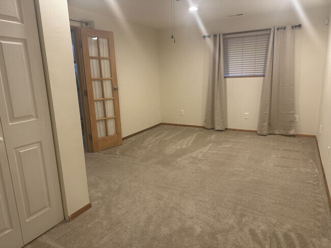 Building Photo - Charming 4 bed, 2 bath Lynnwood Home, $3100/mo.