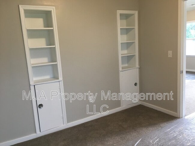 Building Photo - 3599 S 4400 W