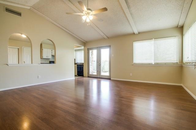 Foto del edificio - 3513 Bellwood Cir