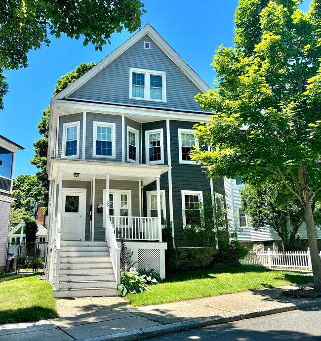 Foto del edificio - 26 Bradfield Ave