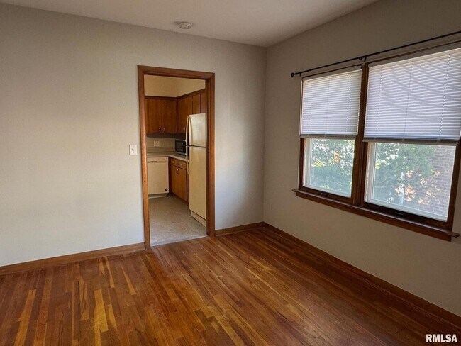 Foto del edificio - 326-328 W Hayes St
