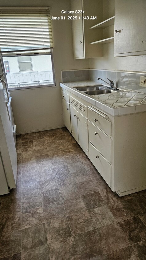 Primary Photo - Grand View Apartments