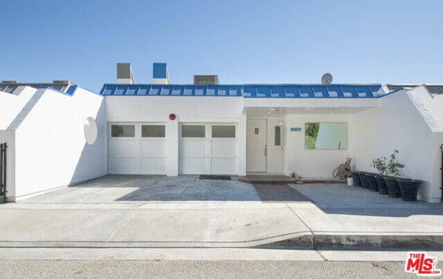 Building Photo - 26506 Latigo Shore Dr