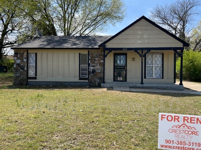 3219 Ridgemont Ave, Memphis, TN 38128 House for Rent in Memphis, TN