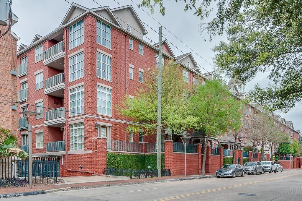 2400 McCue Rd Unit 136, Houston, TX 77056 Condo for Rent in Houston