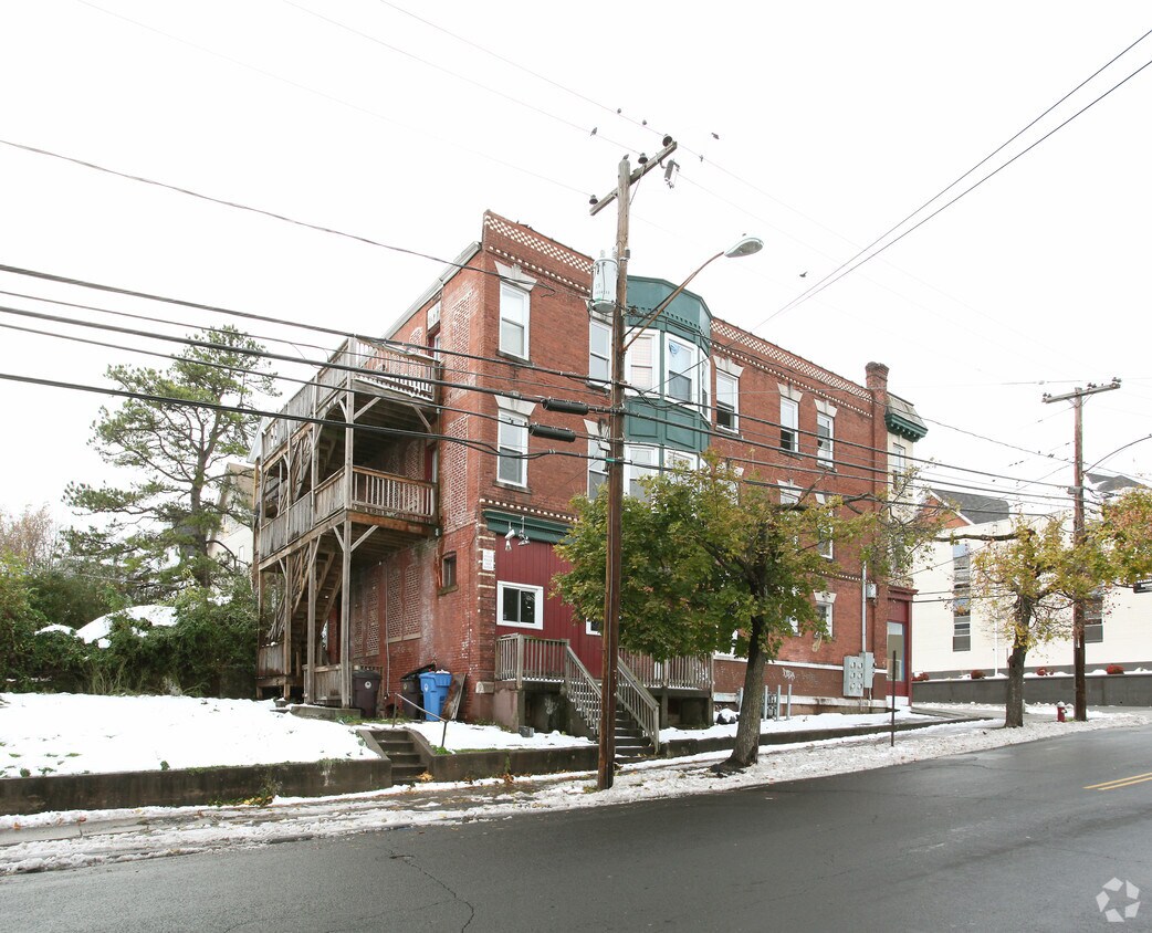 Foto del edificio - 181 Dwight St