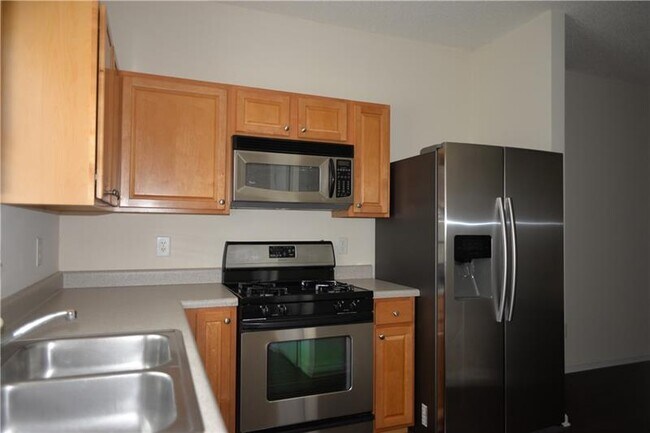 Foto del edificio - 115 Primrose Dr