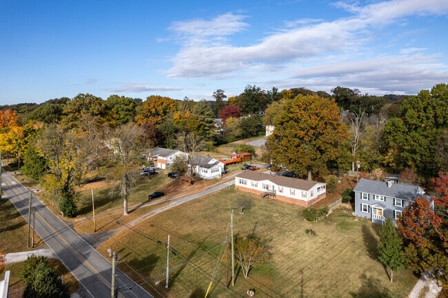 Various home architecture styles line the streets in Uptown Knoxville.