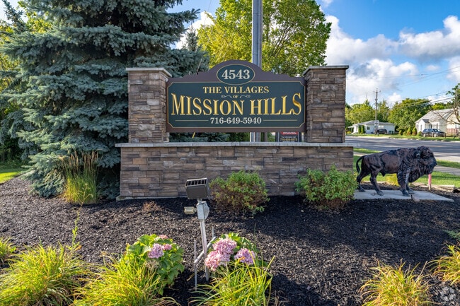 Building Photo - The Mission Hills Villas