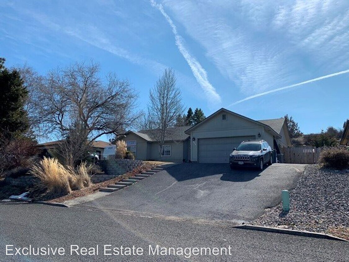 Primary Photo - 3 br, 2 bath House - 2038 California Avenue