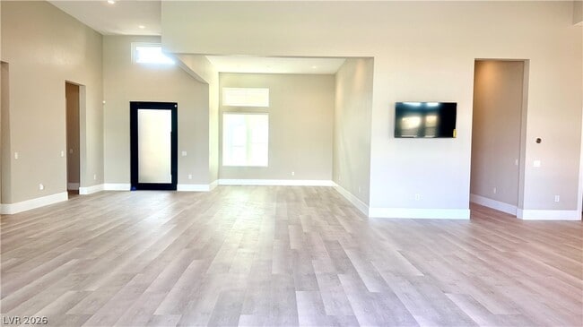 Foto del edificio - 4680 Outlook Peak St