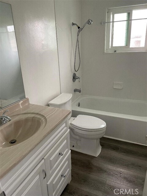 Foto del edificio - 10203 Holburn Dr