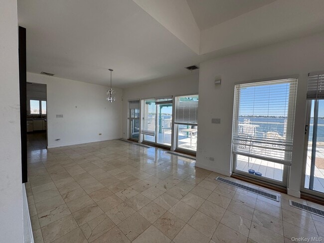 Foto del edificio - 3391 Country Club Rd