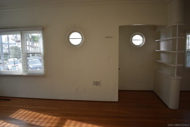 Building Photo - 349 D Ave