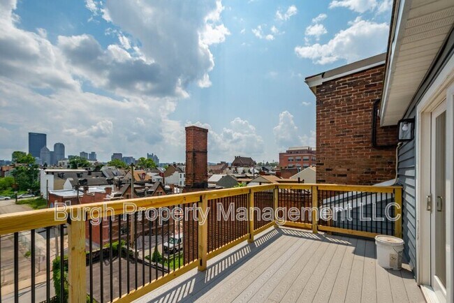 Photo - 849 Concord St House