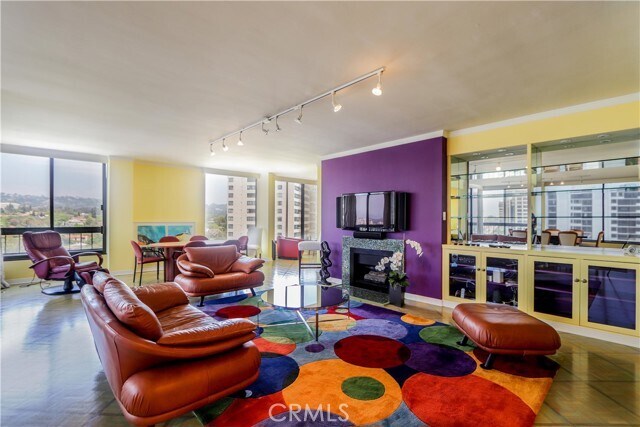 Building Photo - 10590 Wilshire Blvd