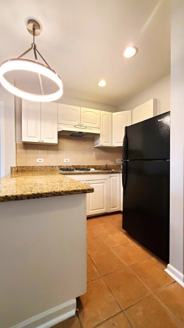 Foto del edificio - 6139 W Belmont Ave