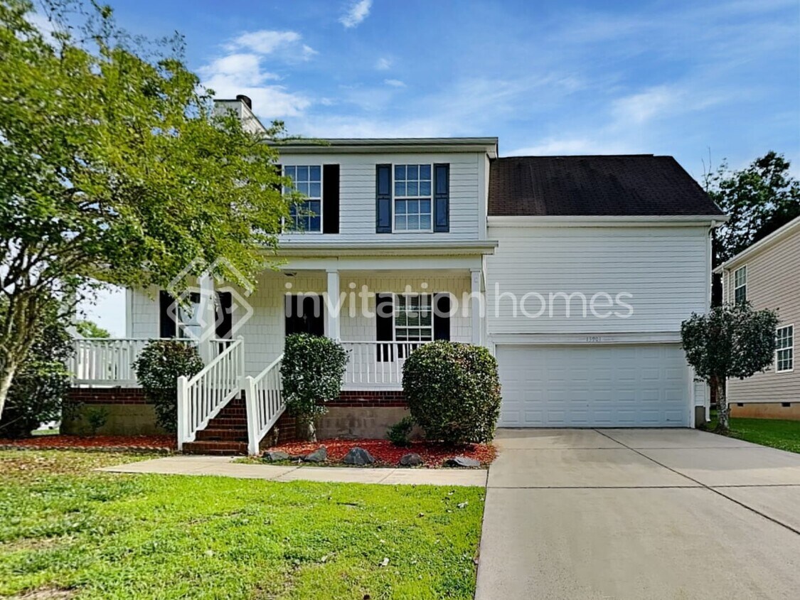 Foto principal - 13901 Silver Dart Pl