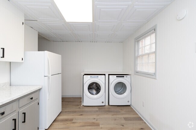 2BR 1,5 BA - 800SF - Cocina - Z- Vintages at Clemson