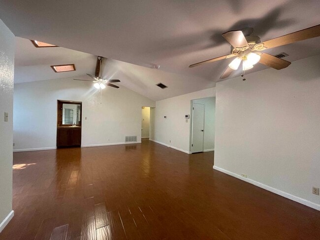 Foto del edificio - 8510 Timberwilde St
