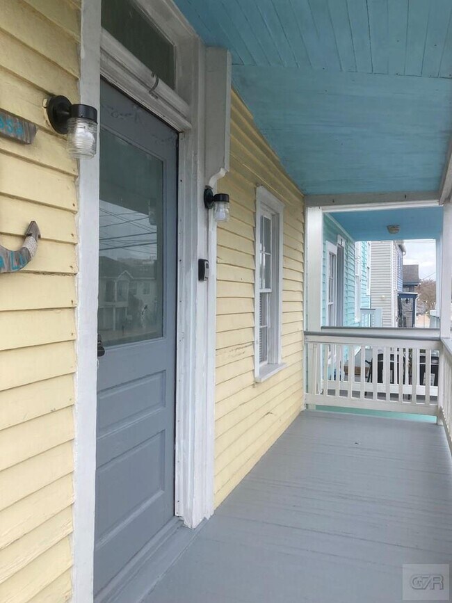 Foto del edificio - 817 10th St