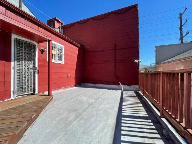 Building Photo - 2851 24th St