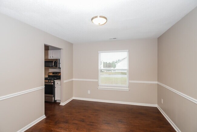 Building Photo - 2962 Knoll View Pl