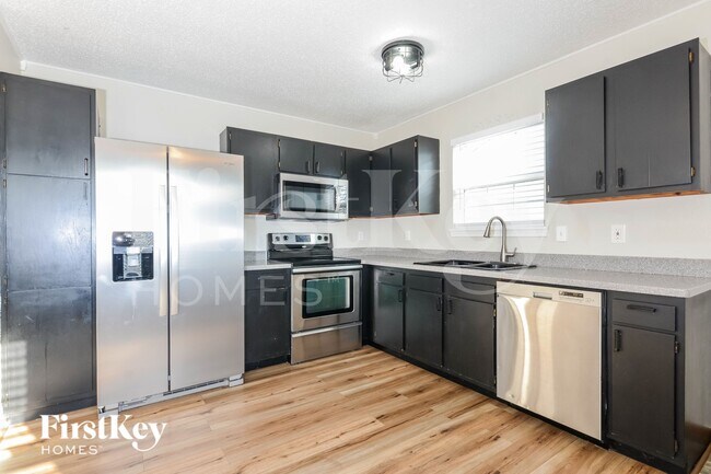 Foto del edificio - 5355 Milhouse Rd