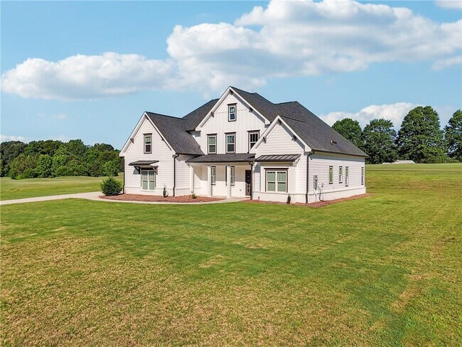 Building Photo - 2049 Chestnut Oak Trl