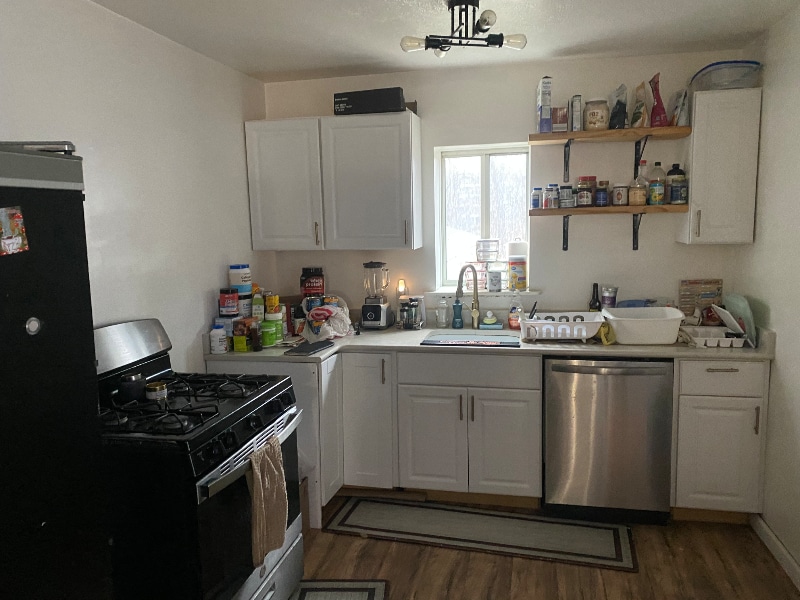 Building Photo - 2085 Cedar St