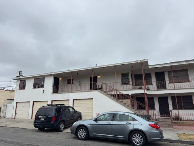 Foto principal - 1901 Cedar Ave