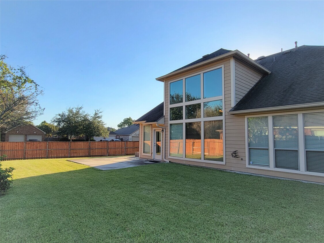 Building Photo - 2813 Arbor Brook Ln