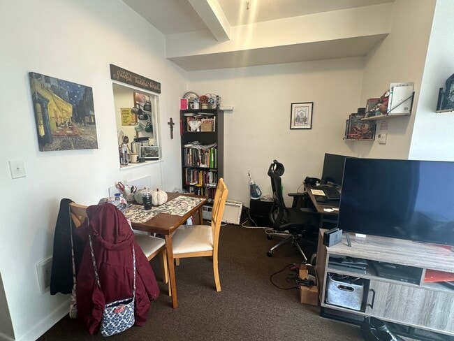 Foto del edificio - 22 Symphony Rd