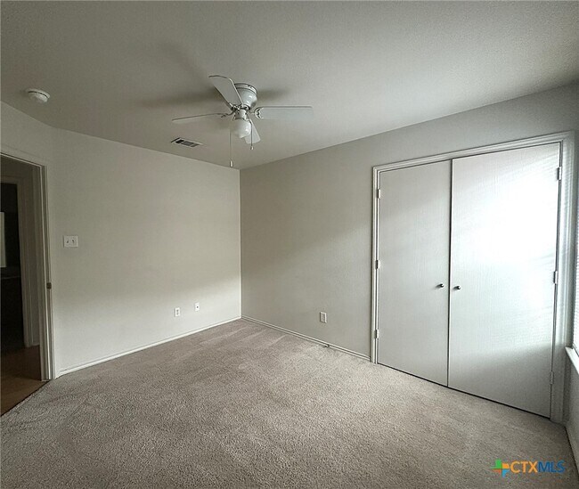 Building Photo - 4807 Auburn Dr