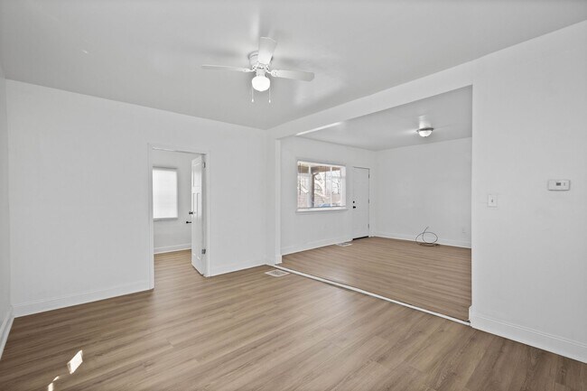 Photo - Charming 3 bedroom home in West Mifflin av...