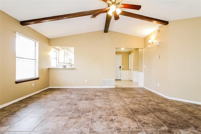 Foto del edificio - 2117 NE 8th St
