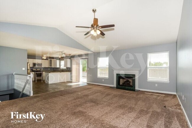 Foto del edificio - 1703 Fairview Farms Cir