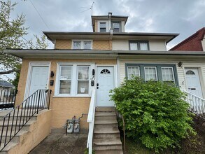 Building Photo - 171 Lewis Ave