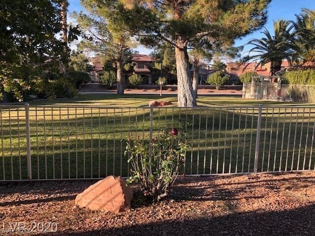 Building Photo - 7260 Vista Bonita Dr