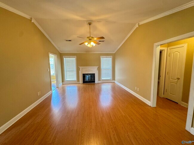 Building Photo - 12826 Dickens Ln