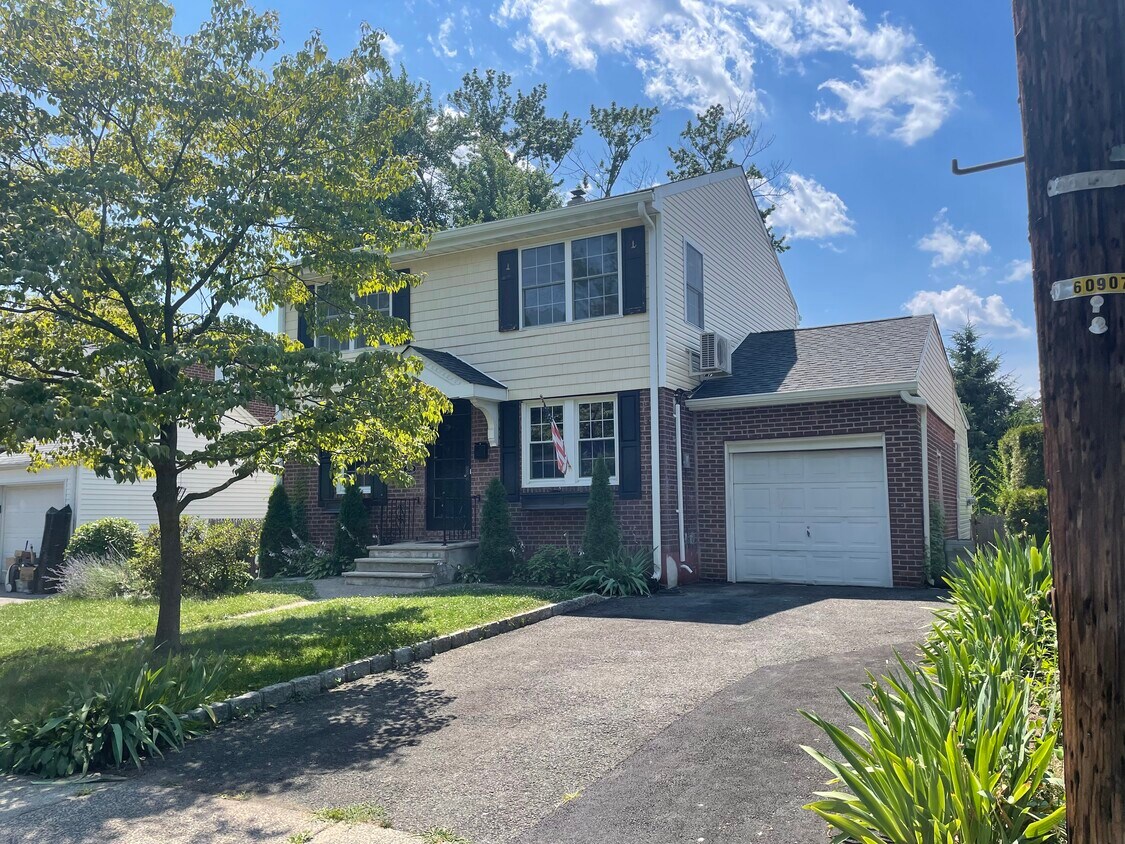 358 Prospect Ave, Dumont, NJ 07628 House Rental in Dumont, NJ