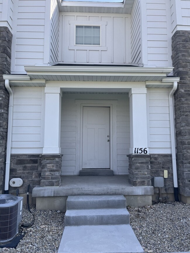 Building Photo - 1156 S 800 W