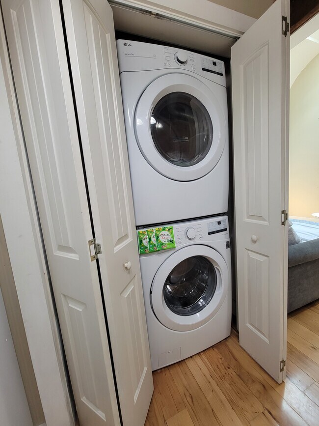 Stackable washer and dryer - 103 Court Sq